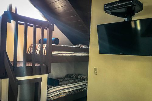 Chalet High Basye